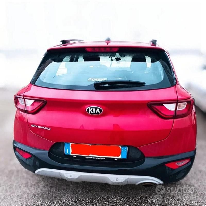 Usata Kia Stonic 100 CV (73 kW) 2018 SUV