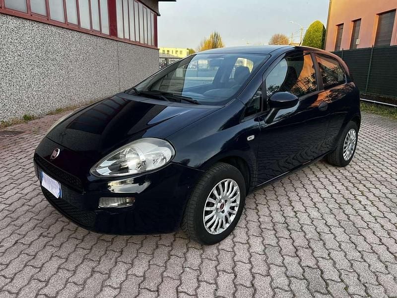 Usata Fiat Punto Evo 77 CV (56 kW) 2014 Blu/azzurro Utilitaria