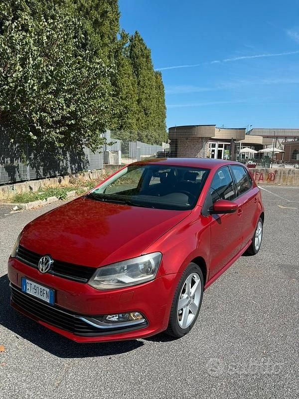Usata VW Polo Comfortline 75 CV (55 kW) 2014 Rosso Utilitaria