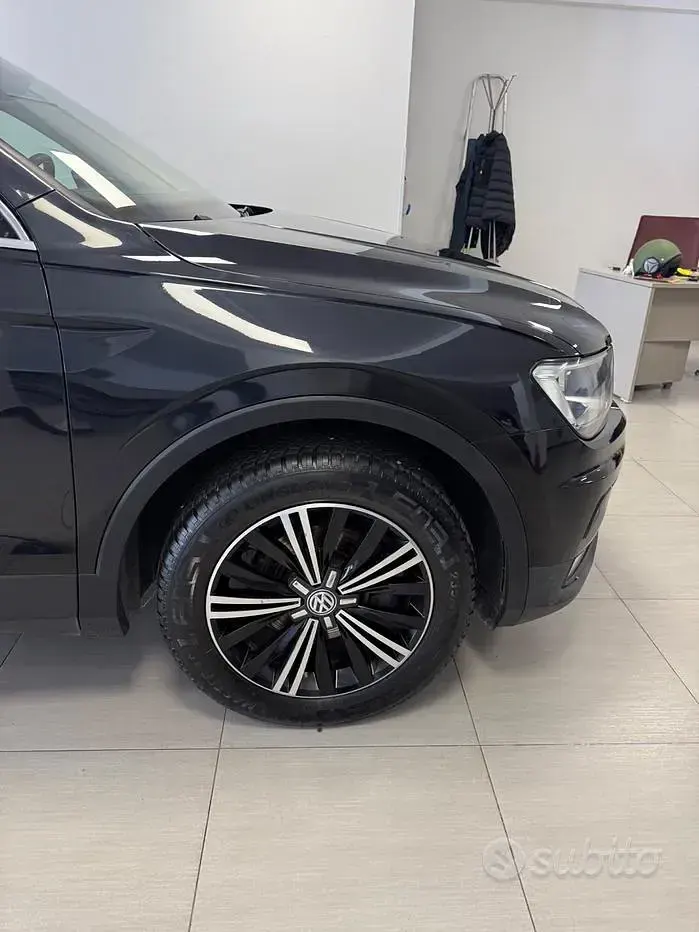Usata VW Tiguan Sportline 150 CV (110 kW) 2016 Nero SUV