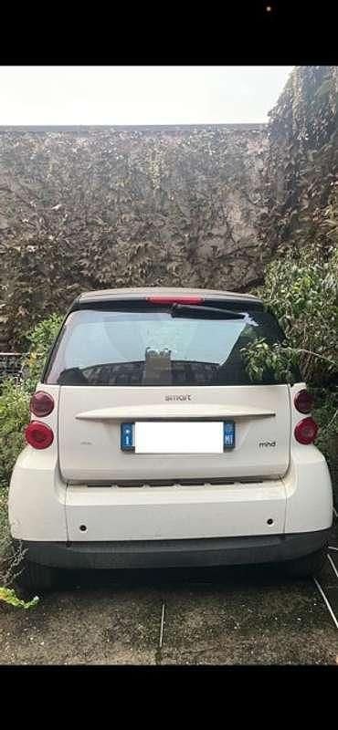 Bianco Usata 2009 Smart ForTwo Coupé Passion Coupé | 4300 € (Buon prezzo) - Immagine 1/3