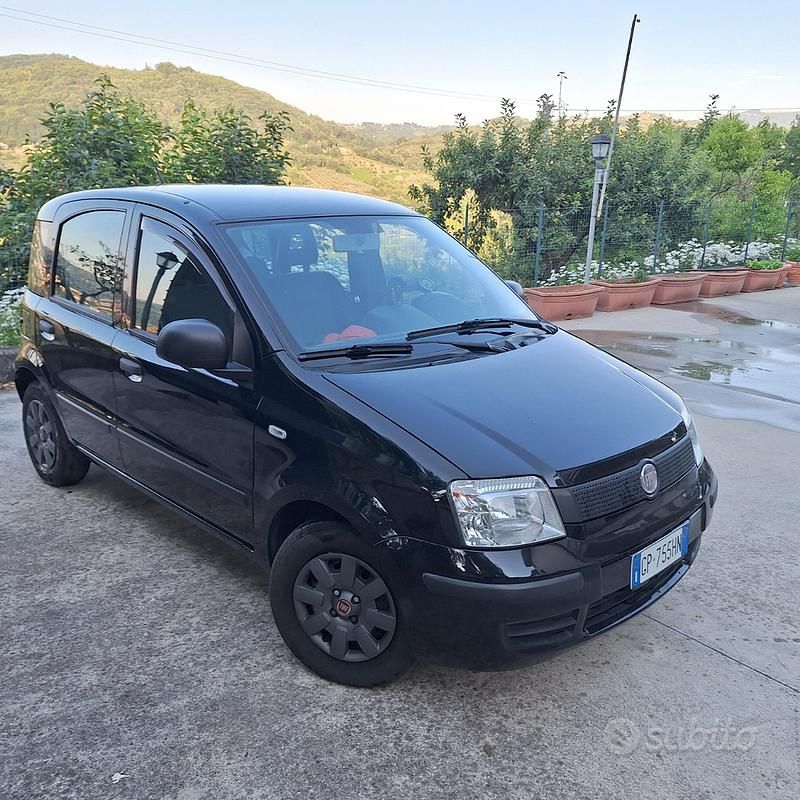 Usata Fiat Panda 69 CV (50 kW) 2012 Nero Utilitaria
