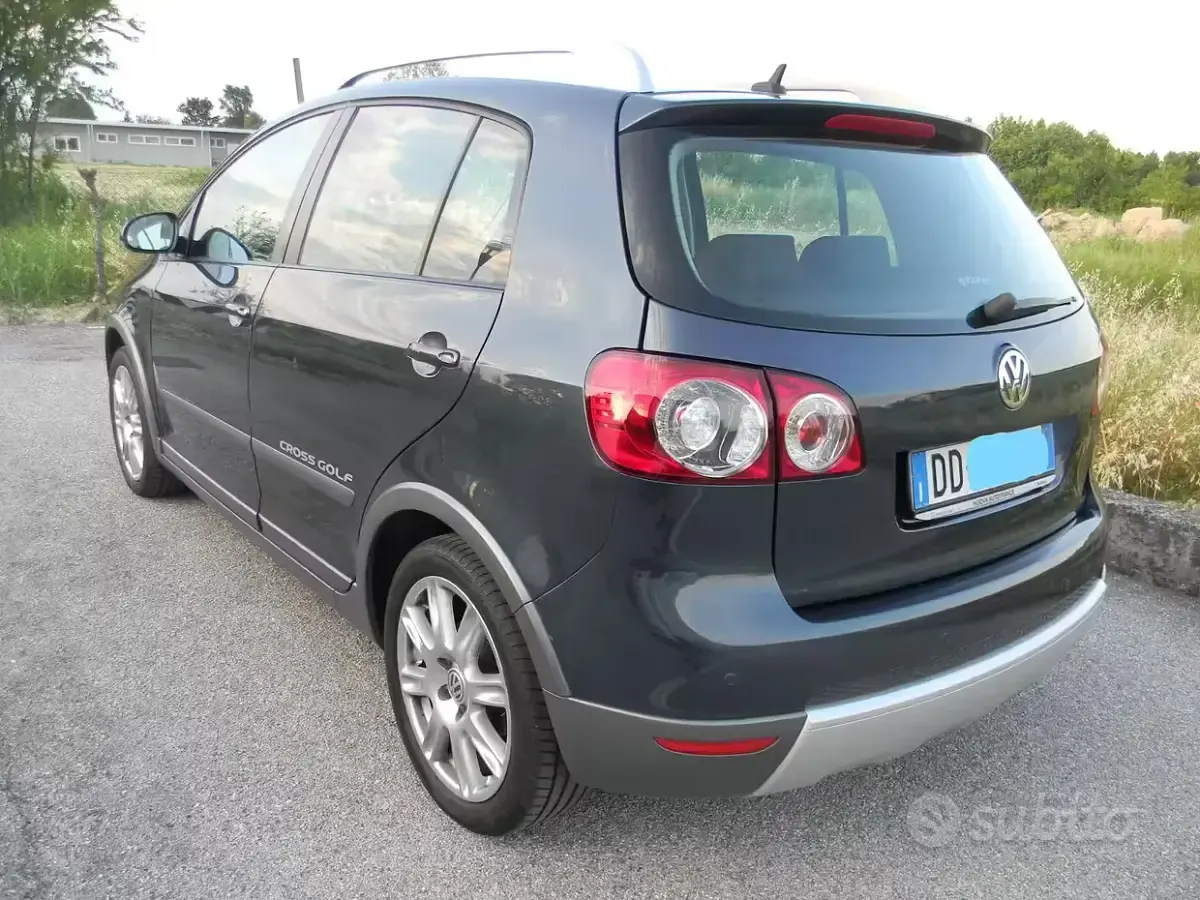 Usata VW Golf 140 CV (102 kW) 2007 Blu Monovolume