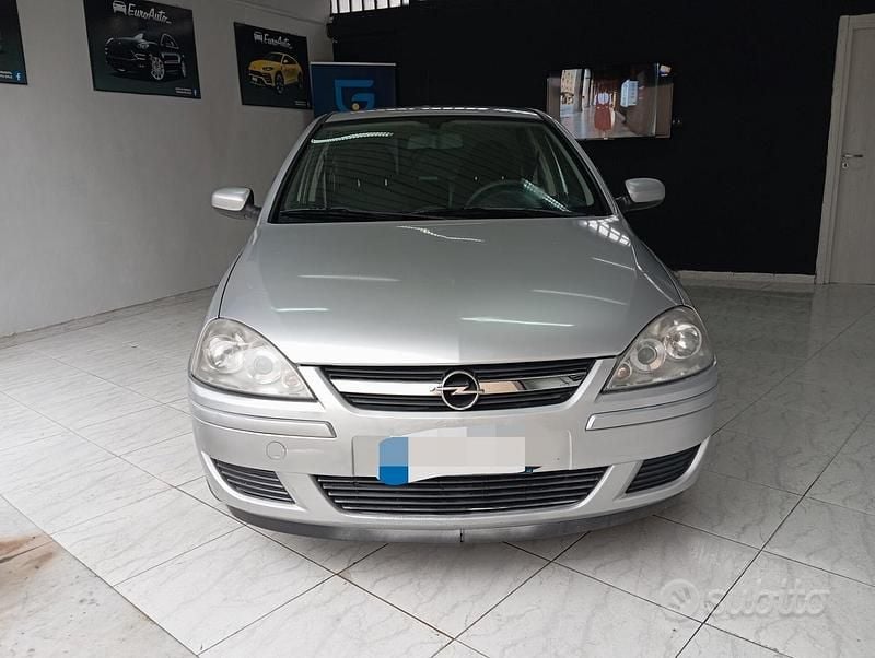 Usata Opel Corsa 80 CV (58 kW) 2006 Grigio Berlina