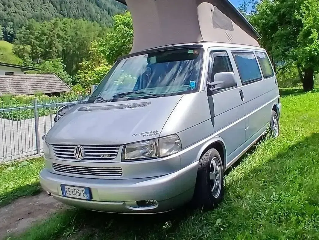 Usata VW California California 102 CV (75 kW) 2003 Grigio Furgone