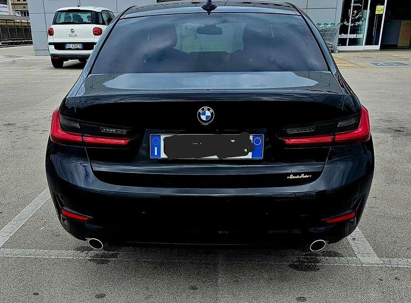 Usata BMW 318 Sport Line 150 CV (110 kW) 2019 Nero Berlina