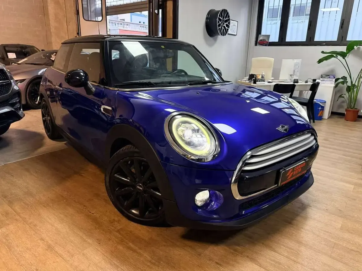 Usata Mini Cooper 136 CV (100 kW) 2019 Blu/azzurro Utilitaria