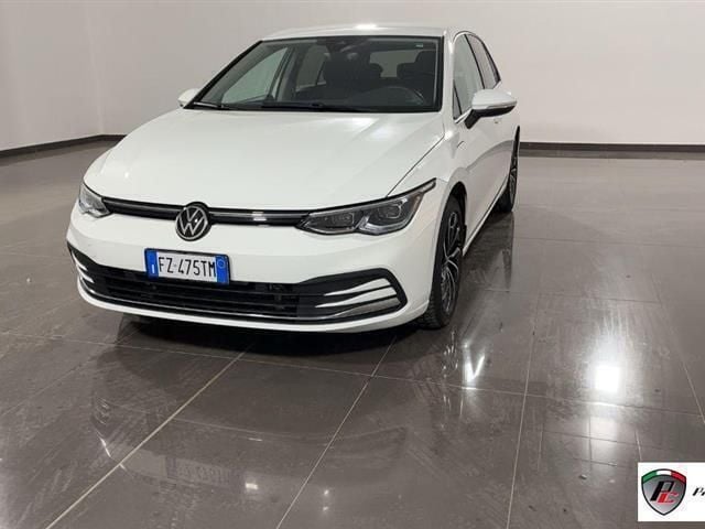 Bianco(met.) Usata 2020 VW Golf VIII Style Station wagon | 24.900 € (Cara) - Immagine 1/4
