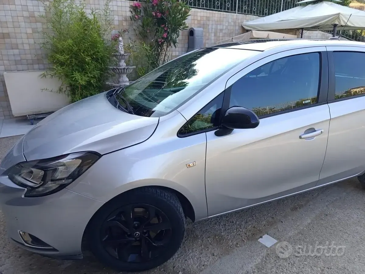 Usata Opel Corsa 90 CV (66 kW) 2017 Utilitaria