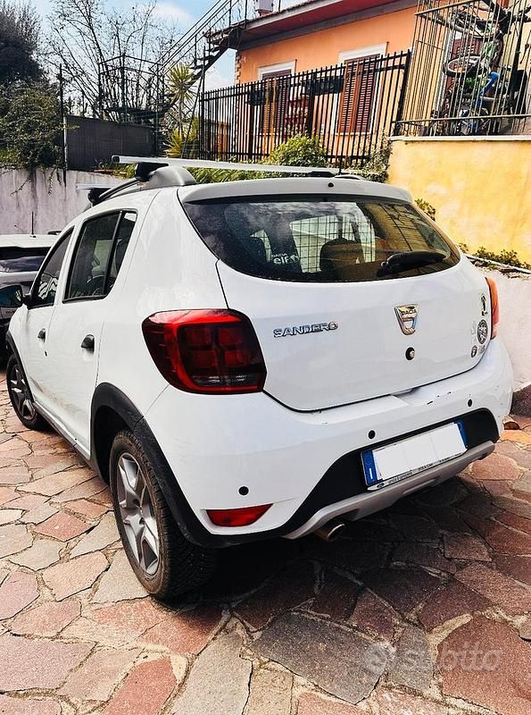 Usata Dacia Sandero Stepway 2017 Bianco SUV