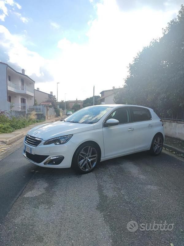 Usata Peugeot 308 Allure 115 CV (84 kW) 2015 Bianco Berlina