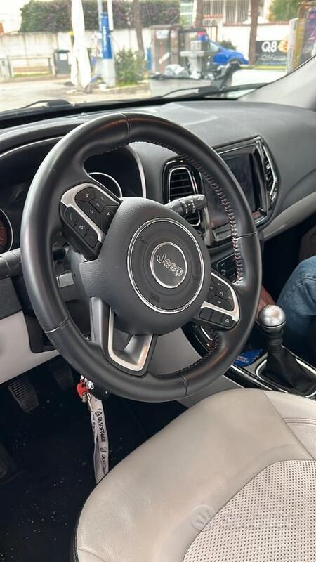 Usata Jeep Compass 120 CV (88 kW) 2019 Bianco SUV