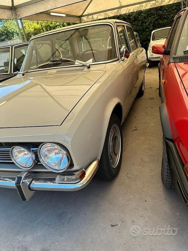 Usata Alfa Romeo 1750 1960 Bianco Berlina