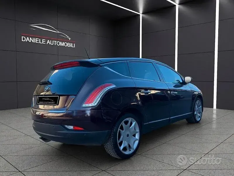 Usata Lancia Delta Platinum 190 CV (139 kW) 2012 Nero Utilitaria