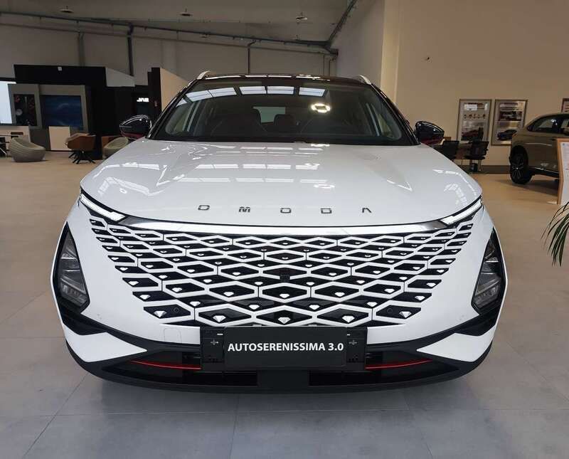 Nuova Omoda 5 147 CV (108 kW) 2025 Bianco SUV