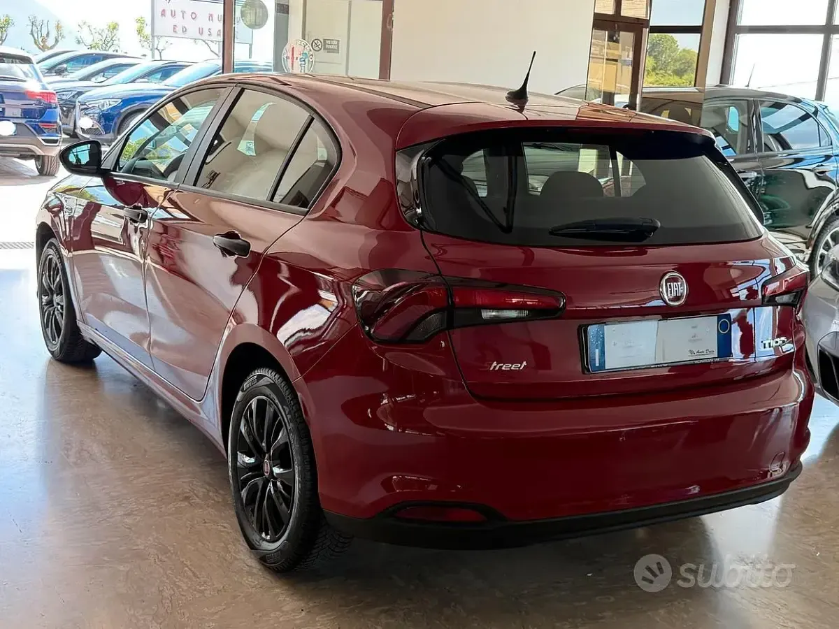 Usata Fiat Tipo Street 95 CV (69 kW) 2021 Rosso Berlina