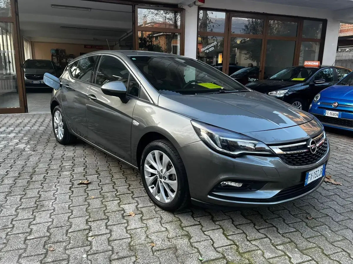 Brugt Opel Astra 110 HK (80 kW) 2019 Grå Sedan