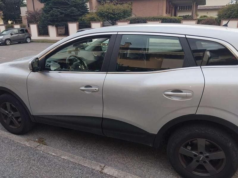 Argento Usata 2020 Renault Kadjar Life SUV | 11.000 € (Super prezzo) - Immagine 1/4
