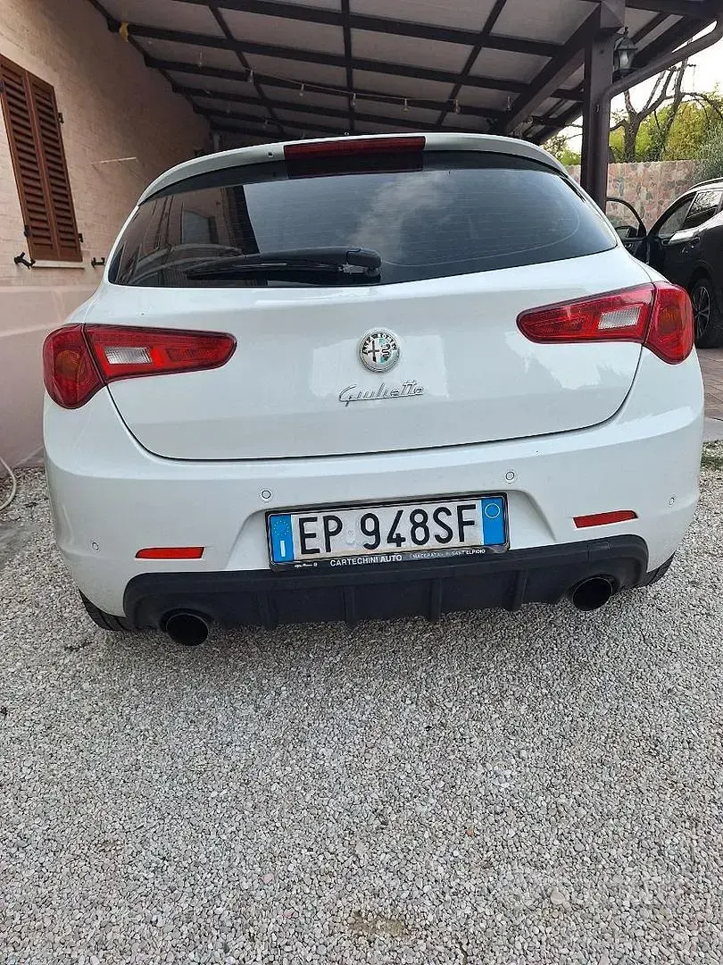 Usata Alfa Romeo Giulietta 120 CV (88 kW) 2013 Bianco Utilitaria