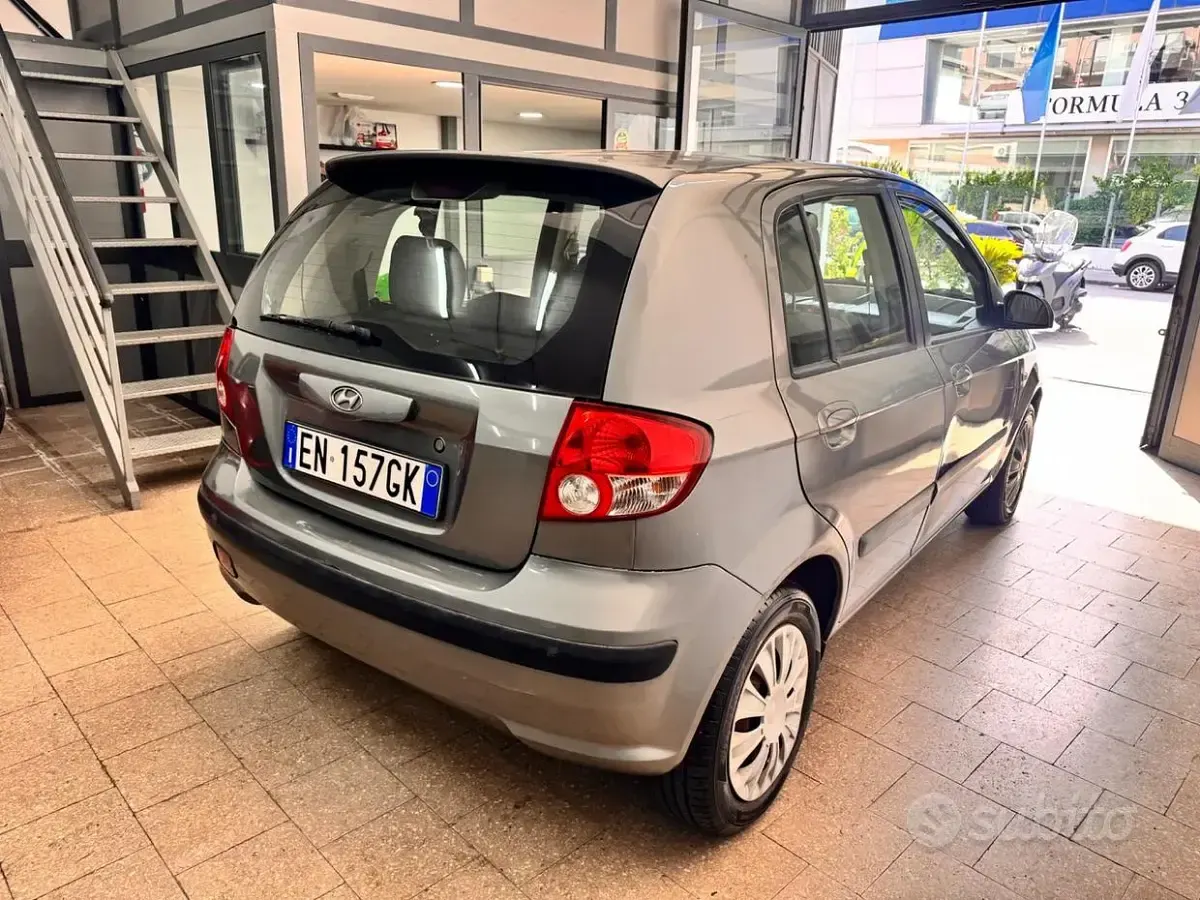 Usata Hyundai Getz Active 82 CV (60 kW) 2005 Grigio Utilitaria