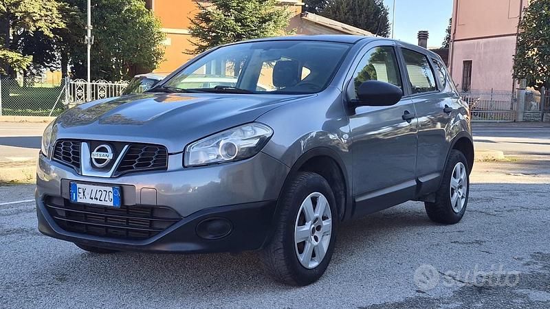 Usata Nissan Qashqai Tekna 110 CV (80 kW) 2011 Grigio SUV