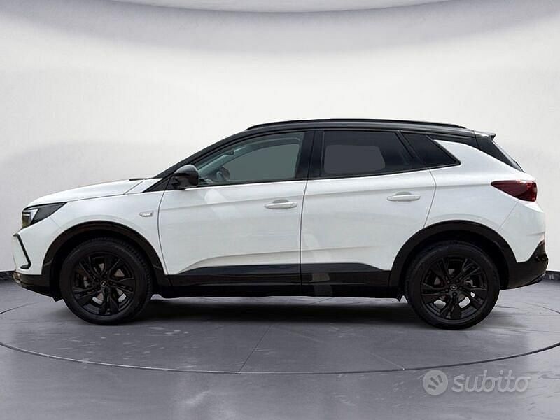 Usata Opel Grandland X GS Line 130 CV (95 kW) 2022 Bianco SUV
