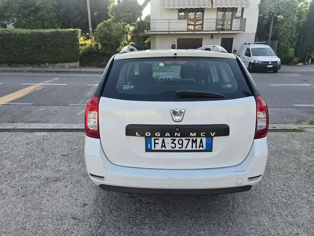 Usata Dacia Logan MCV Ambiance 90 CV (66 kW) 2015 Bianco Station wagon