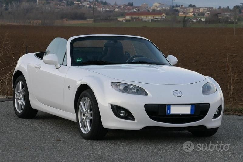 Usata Mazda MX5 126 CV (92 kW) 2010 Cabrio
