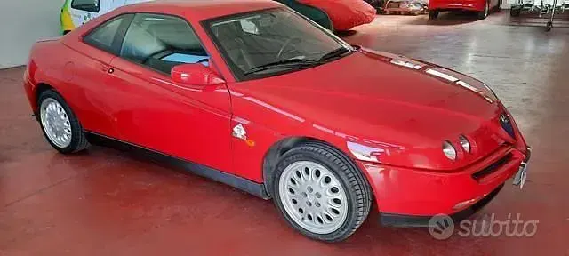 Usata Alfa Romeo GTV 150 CV (110 kW) 1996 Rosso Coupé