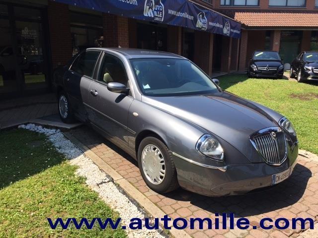 Lancia thesis 2005 prezzo