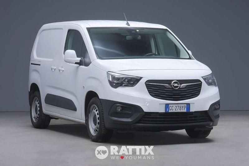 Usata Opel Combo Edition 131 CV (96 kW) 2020 White jade Furgone