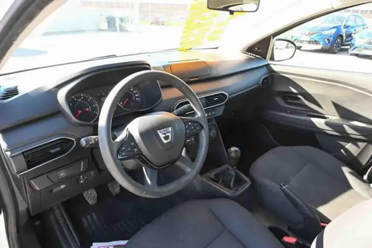 Usata Dacia Logan Comfort 101 CV (74 kW) 2022 Bianco Berlina