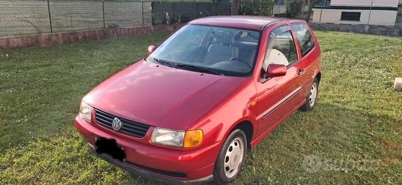 Usata VW Polo 45 CV (33 kW) 1995 Rosso Utilitaria