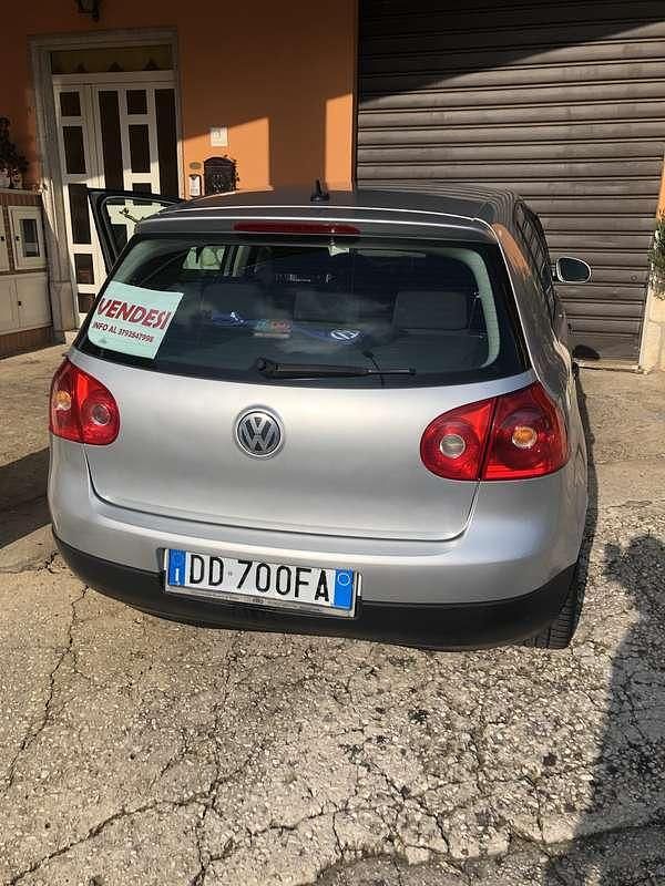 Usata VW Golf IV Comfortline 105 CV (77 kW) 2006 Berlina