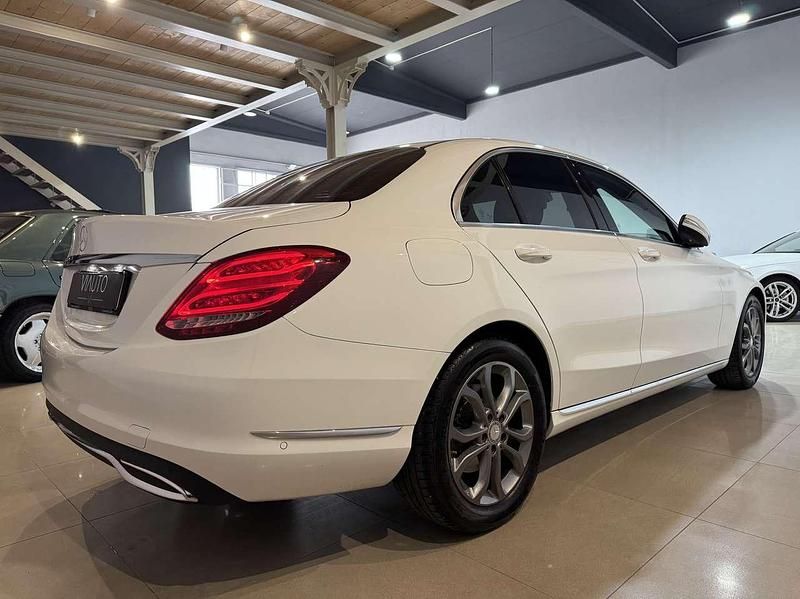 Usata Mercedes C180 156 CV (114 kW) 2014 Bianco Berlina