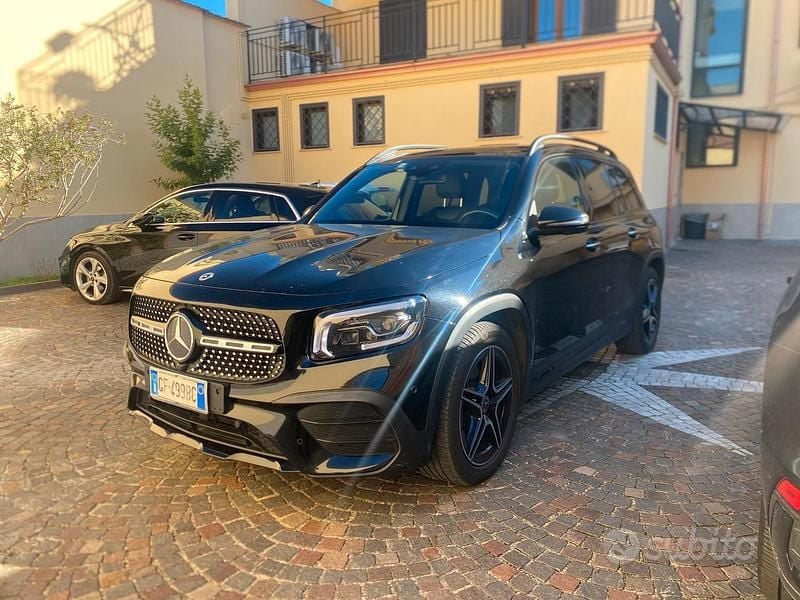 Nero Usata 2021 Mercedes GLB220 Executive SUV | 26.900 € (Buon prezzo) - Immagine 1/4