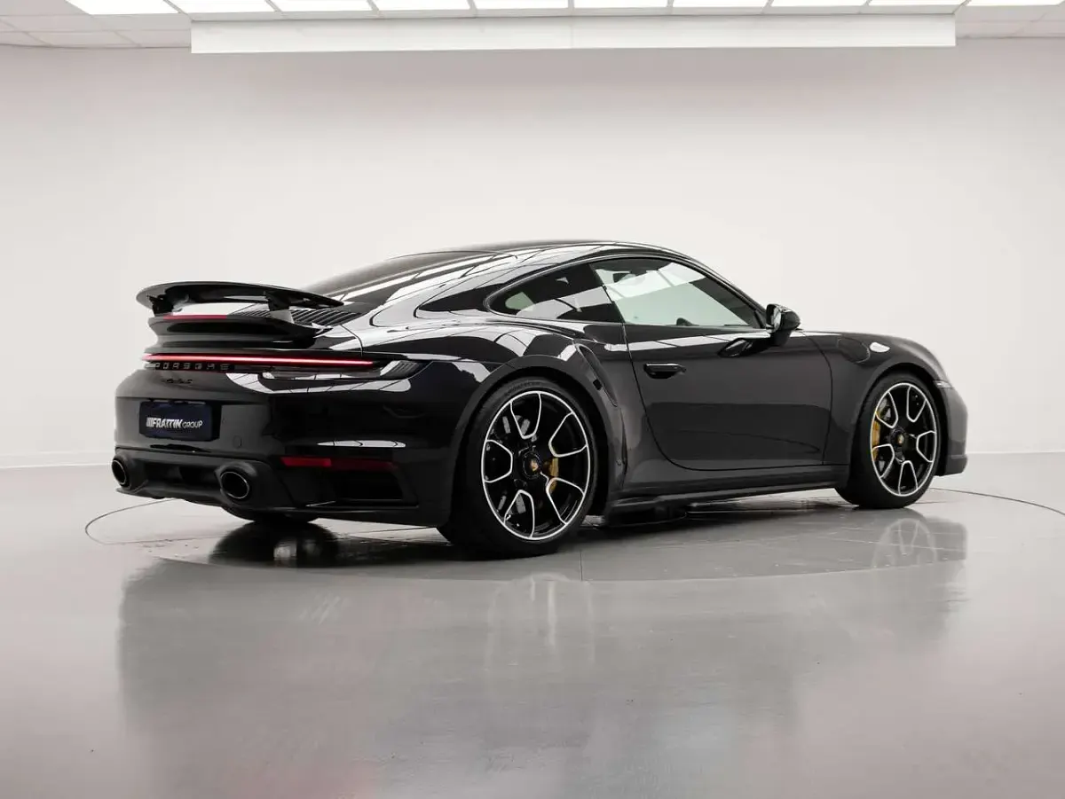 Usata Porsche 992 650 CV (478 kW) 2021 Nero Coupé