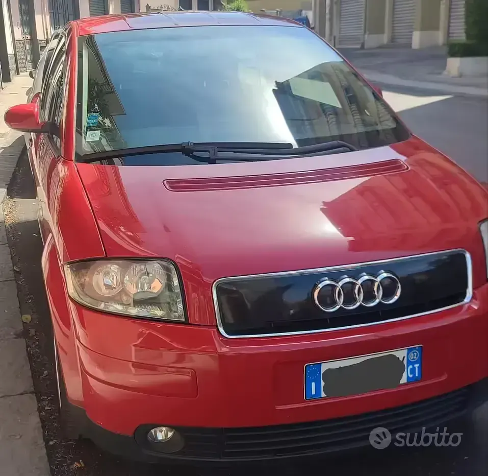 Usata Audi A2 75 CV (55 kW) 2002 Rosso Utilitaria