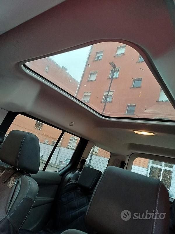 Usata Ford Tourneo Connect 120 CV (88 kW) 2022 Grigio Monovolume