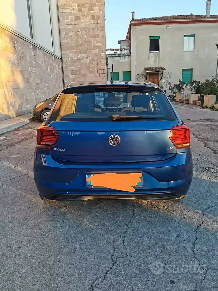 Usata VW Polo 90 CV (66 kW) 2018 Blu Utilitaria