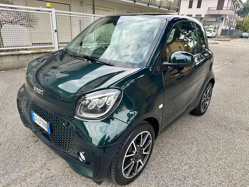 Usata Smart ForTwo Coupé 41 kW (56 CV) 2021 Utilitaria