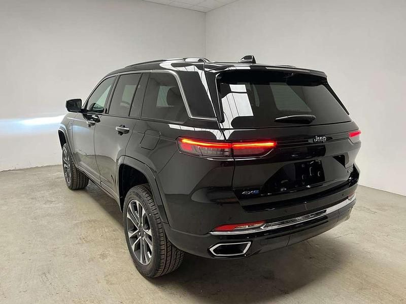Usata Jeep Grand Cherokee Overland 380 CV (279 kW) 2023 Nero pastello SUV