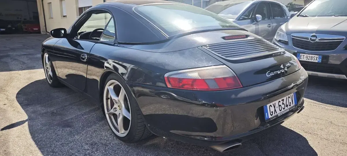 Usata Porsche 911 Carrera 4 Cabriolet 320 CV (235 kW) 2001 Cabrio