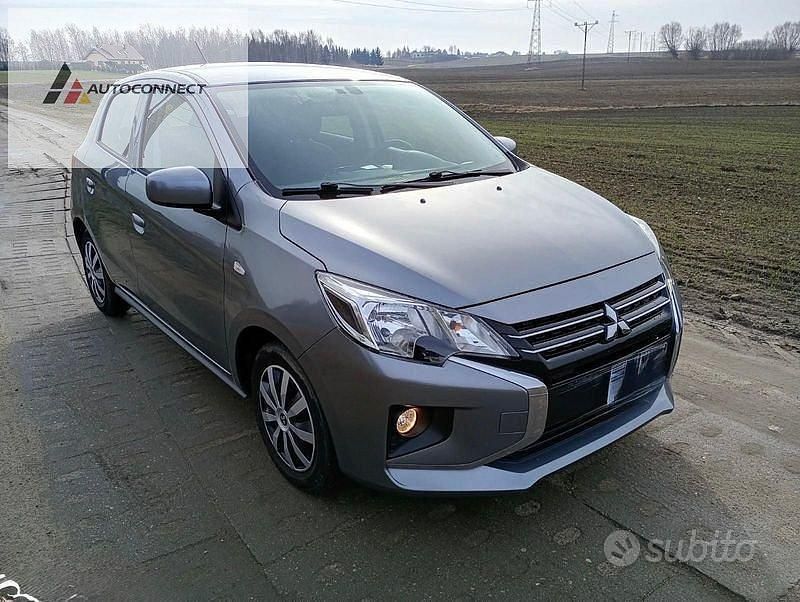 Usata Mitsubishi Space Star Intense 80 CV (58 kW) 2022 Grigio Utilitaria