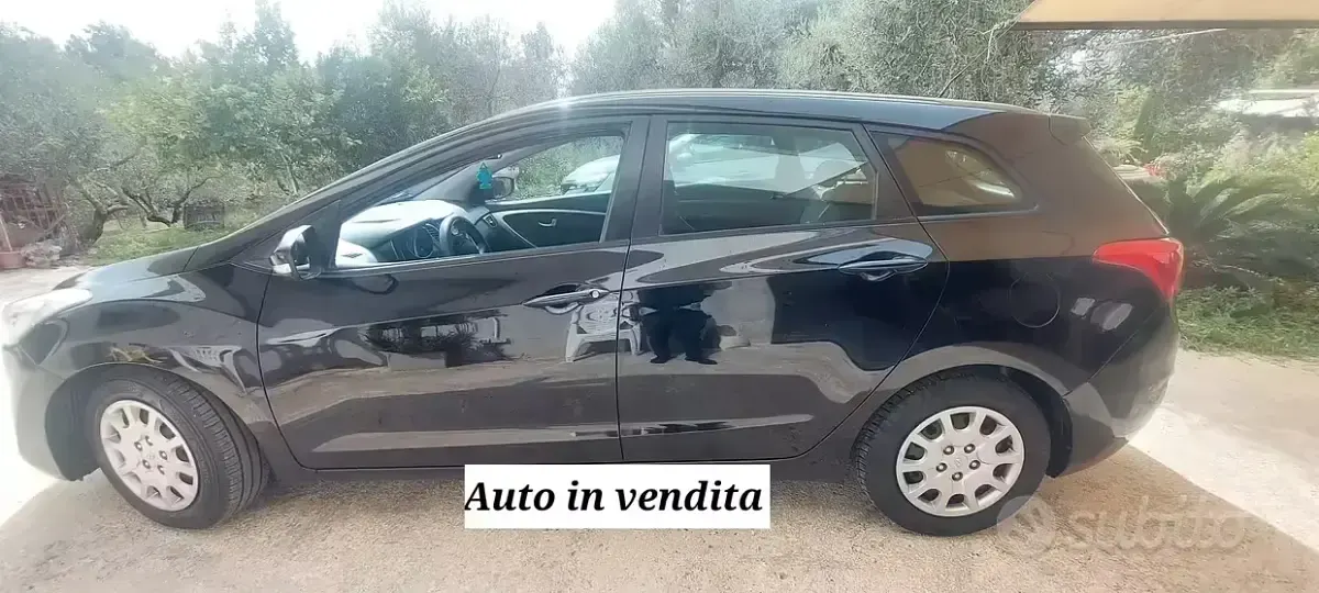 Usata Hyundai i30 110 CV (80 kW) 2013 Nero Station wagon