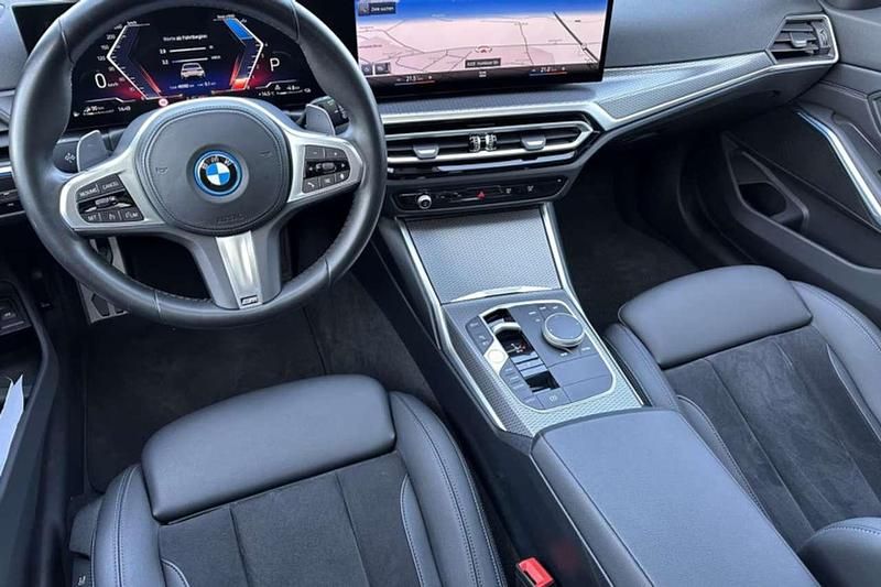 Usata BMW 330e M Sport 292 CV (214 kW) 2022 Bianco Station wagon