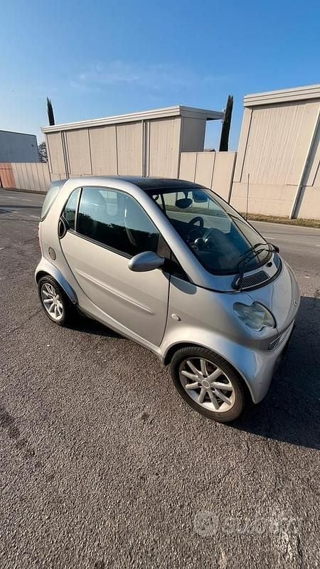 Grigio Usata 2006 Smart ForTwo Coupé Coupé | 2950 € (Buon prezzo) - Immagine 1/4