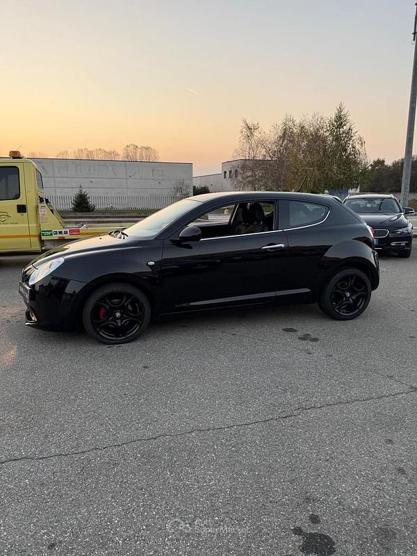 Usata Alfa Romeo MiTo 95 CV (69 kW) 2011 Nero Utilitaria