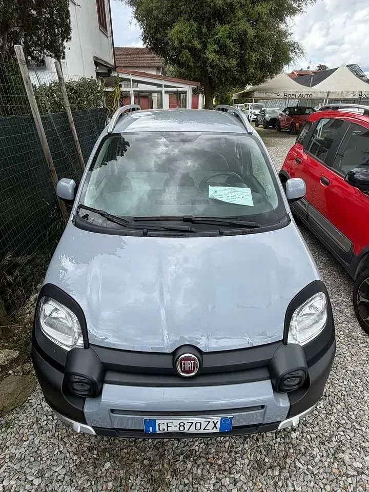 Usata Fiat Panda Cross Cross 86 CV (63 kW) 2021 Grigio moda Utilitaria
