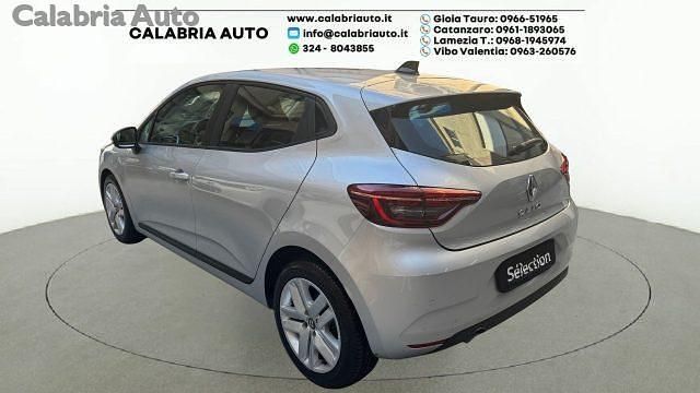 Usata Renault Clio V Zen 101 CV (74 kW) 2022 Grigio Berlina
